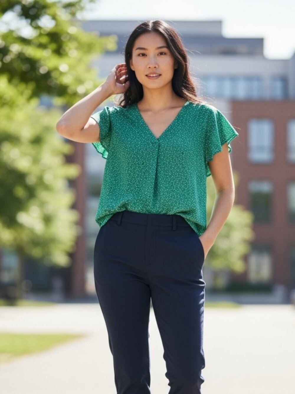 Adrianna Papell Green Flutter Sleeve V-Neck Blouse Women’s Large